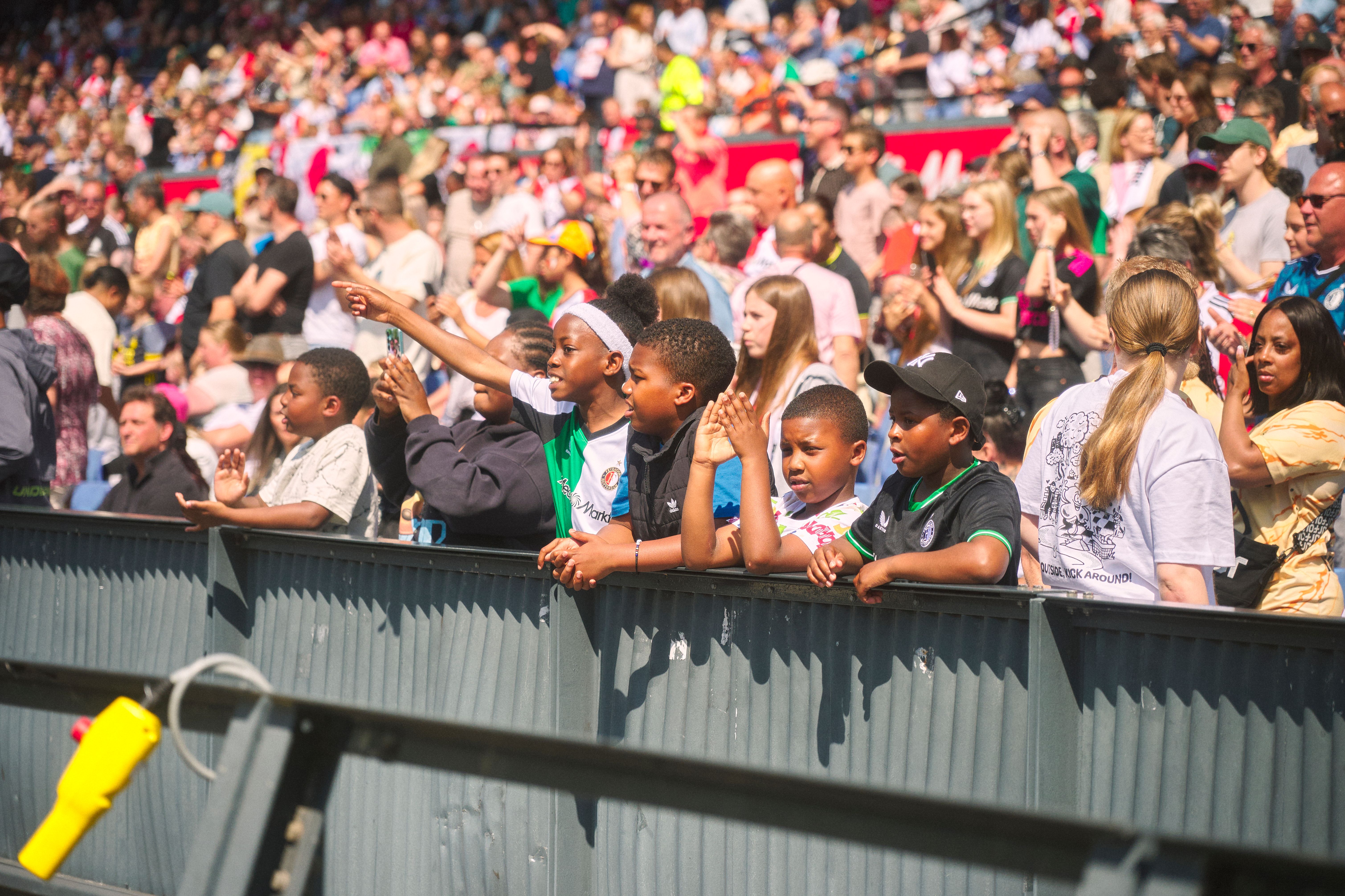 Kameraadjeswedstrijd Feyenoord V1 - Excelsior in De Kuip
