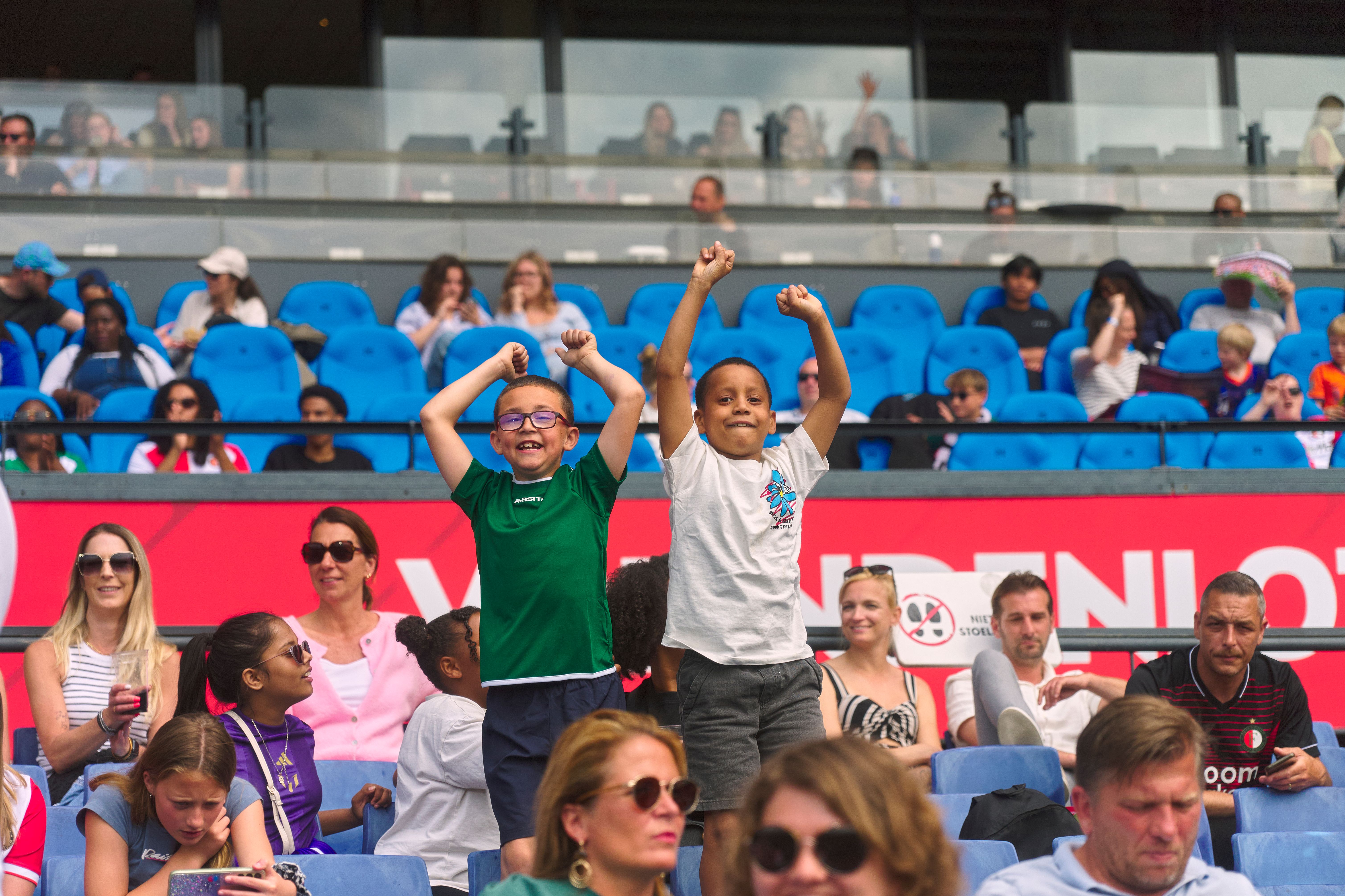 Kameraadjeswedstrijd Feyenoord V1 - Excelsior in De Kuip