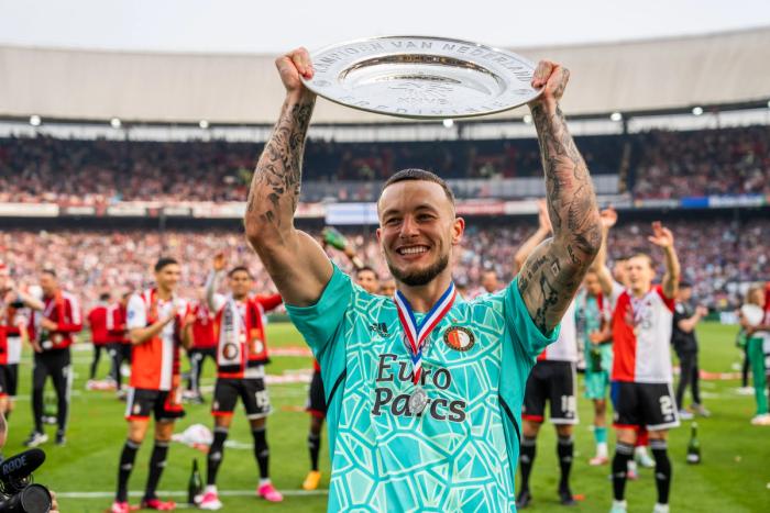 Thumb Justin Bijlow 200126