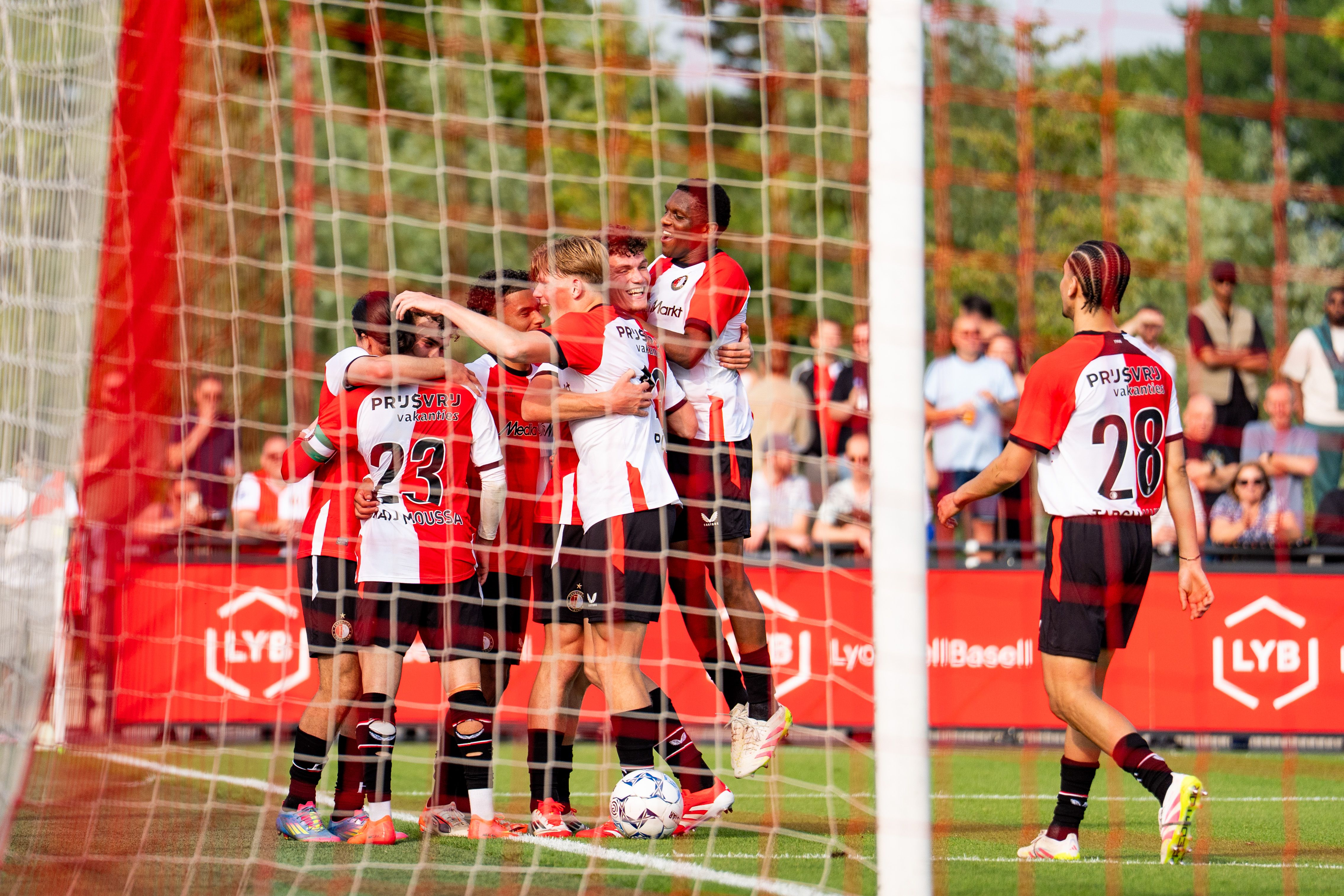 feyo21 landskampioen 310525 header