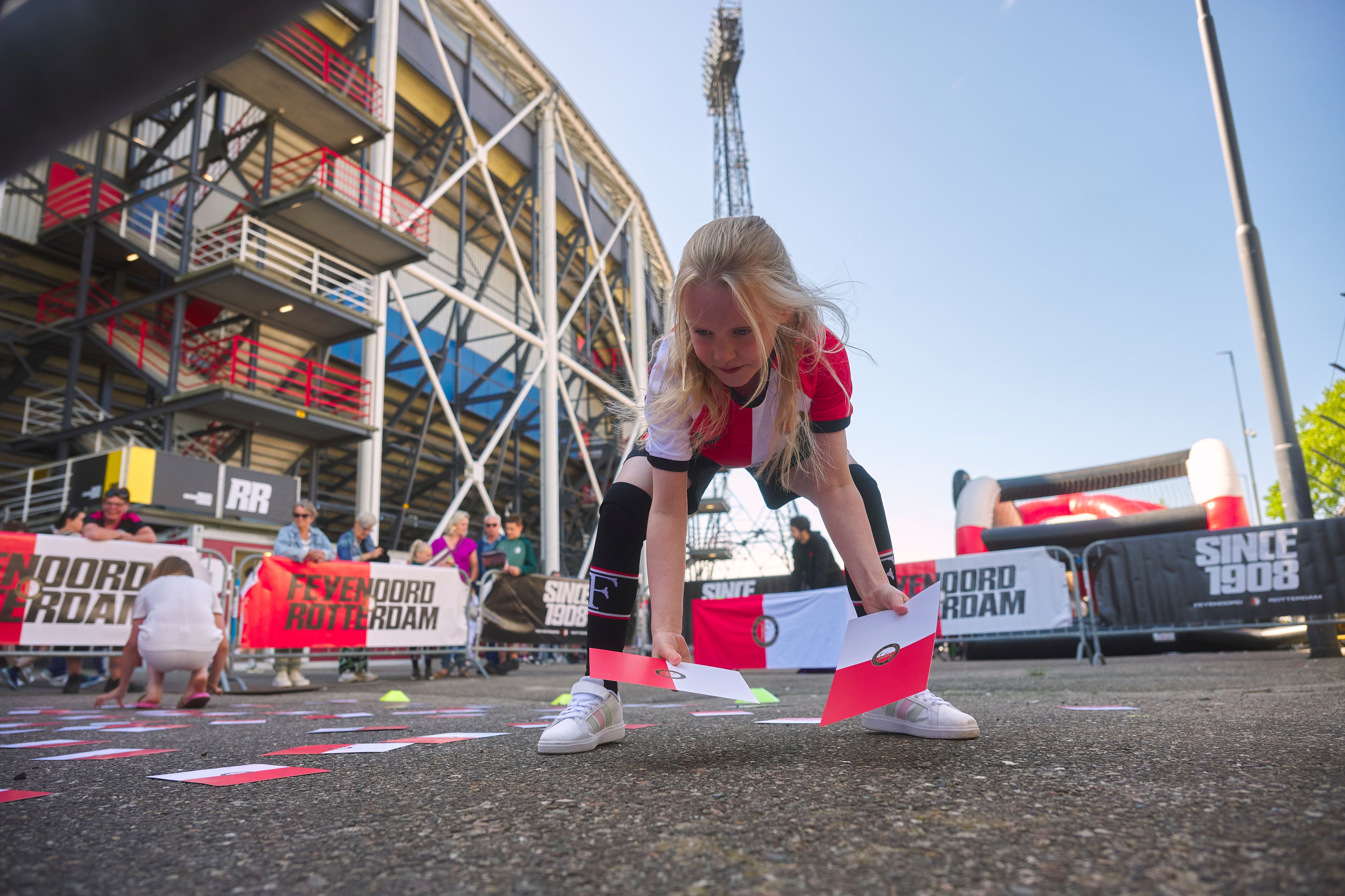 Kameraadjeswedstrijd Feyenoord V1 - Excelsior in De Kuip