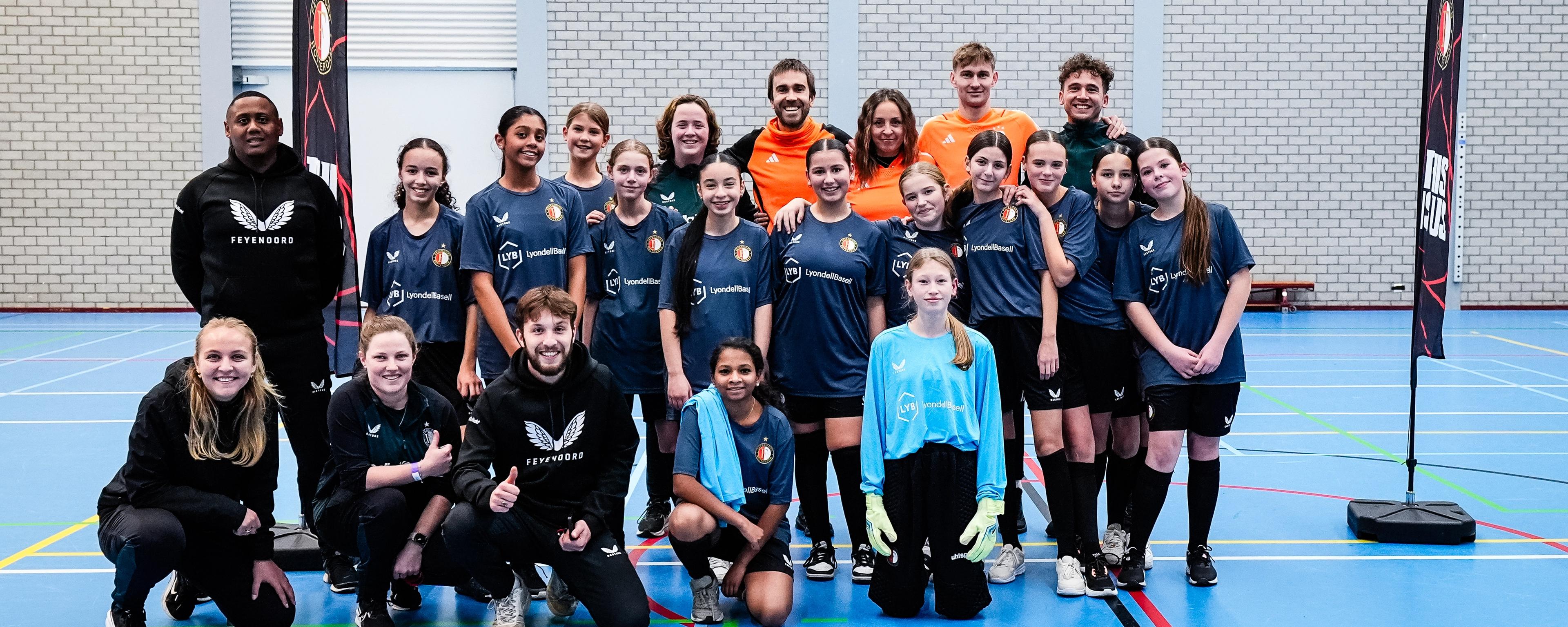 Groepsfoto header 111224