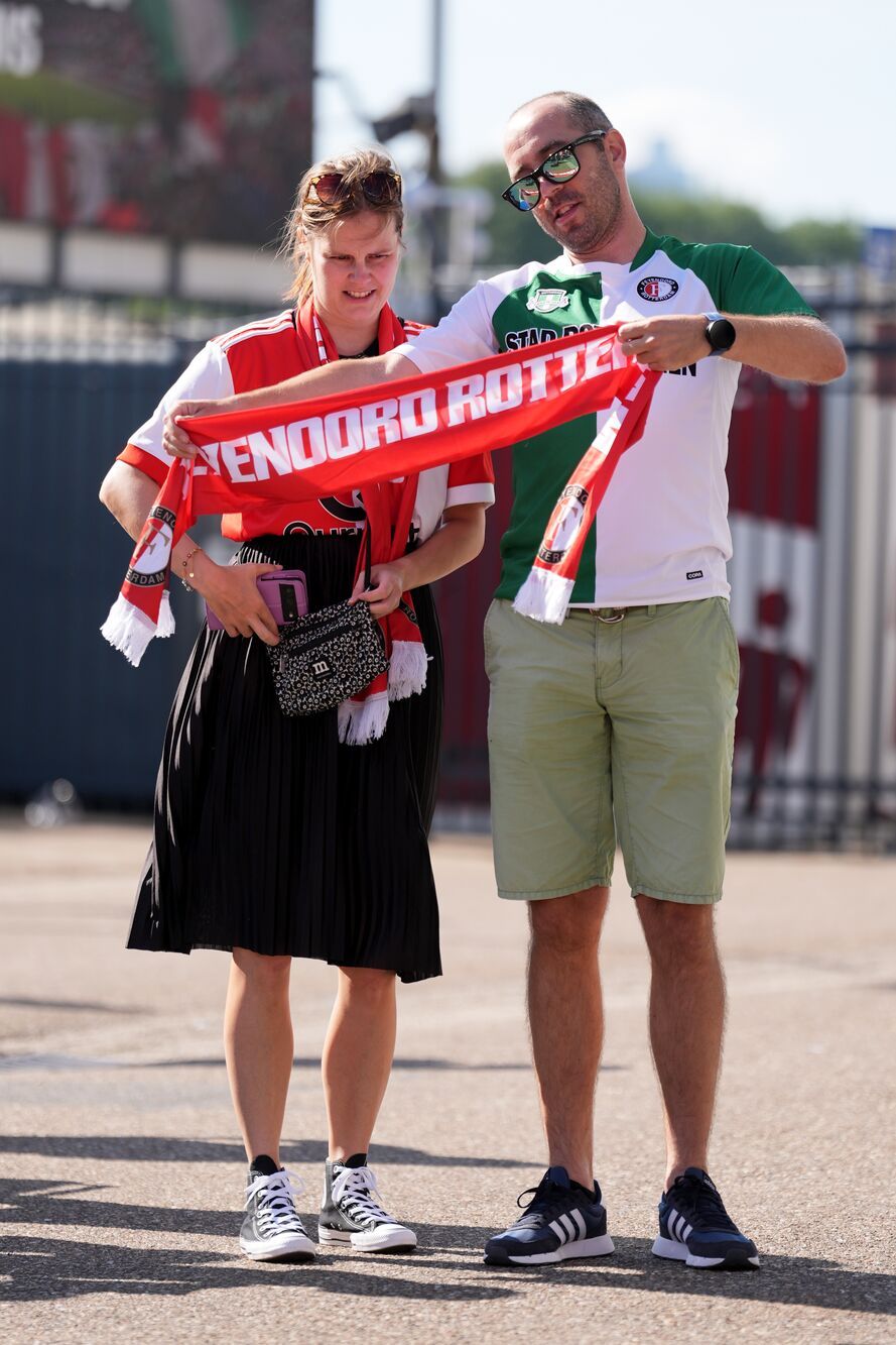 Kameraadjeswedstrijd Feyenoord - NAC Breda