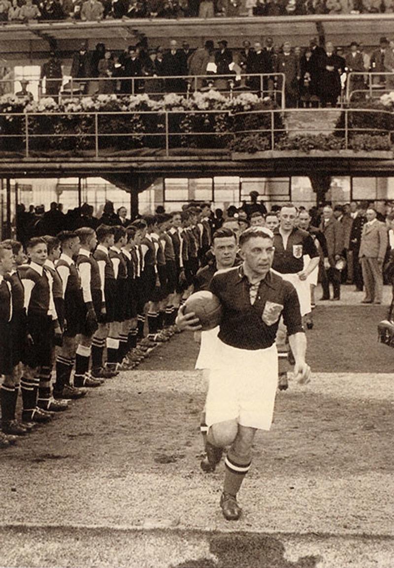 Football in De Kuip in the 1930's