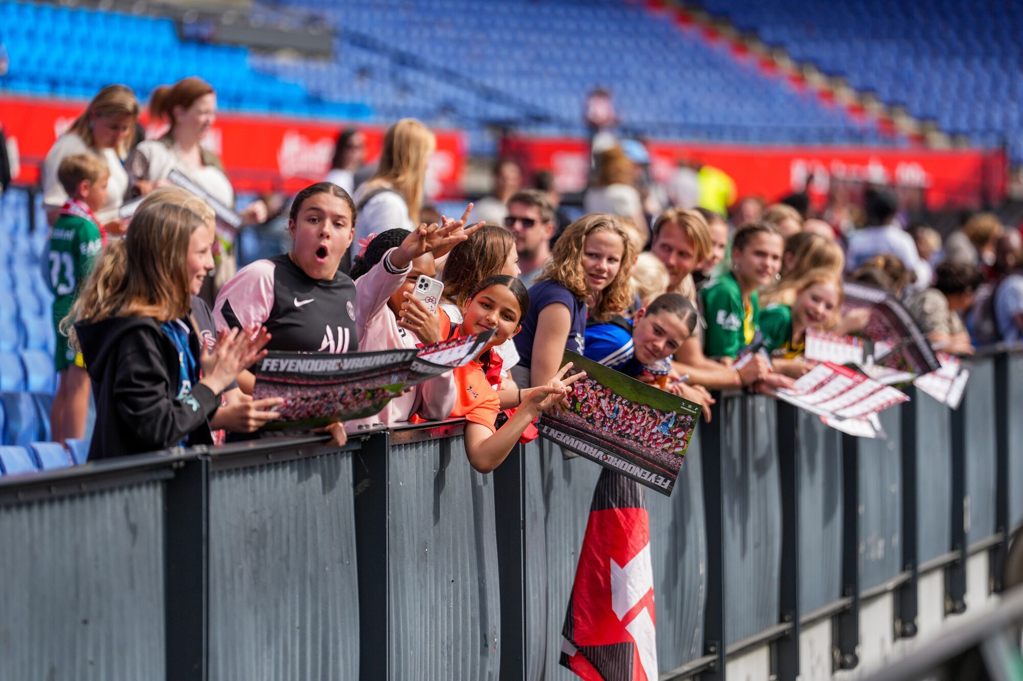 Kameraadjeswedstrijd Feyenoord V1 - Excelsior in De Kuip