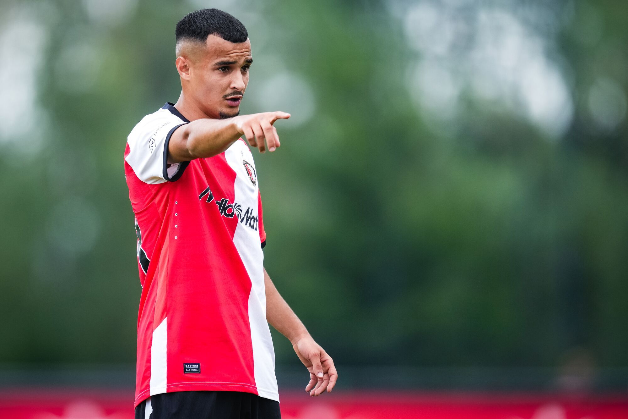 adofeyo21 header 071024