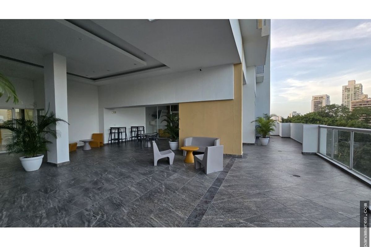PH Residencias Del Sol - Vista Al Parque Omar - Piso Alto — Penthouse en Venta