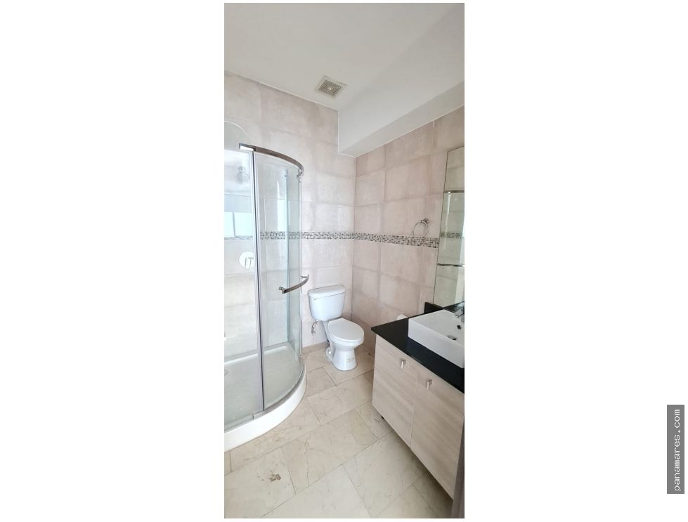 Duplex Tipo Loft Frente Al Mar En Grand Tower - Punta Pacifica — Apartamento en Venta