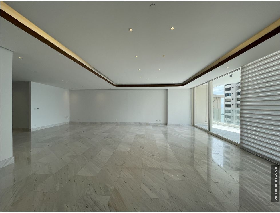 PH The Towers - Paitilla - Vista Al Mar - Linea Blanca — Penthouse en Alquiler