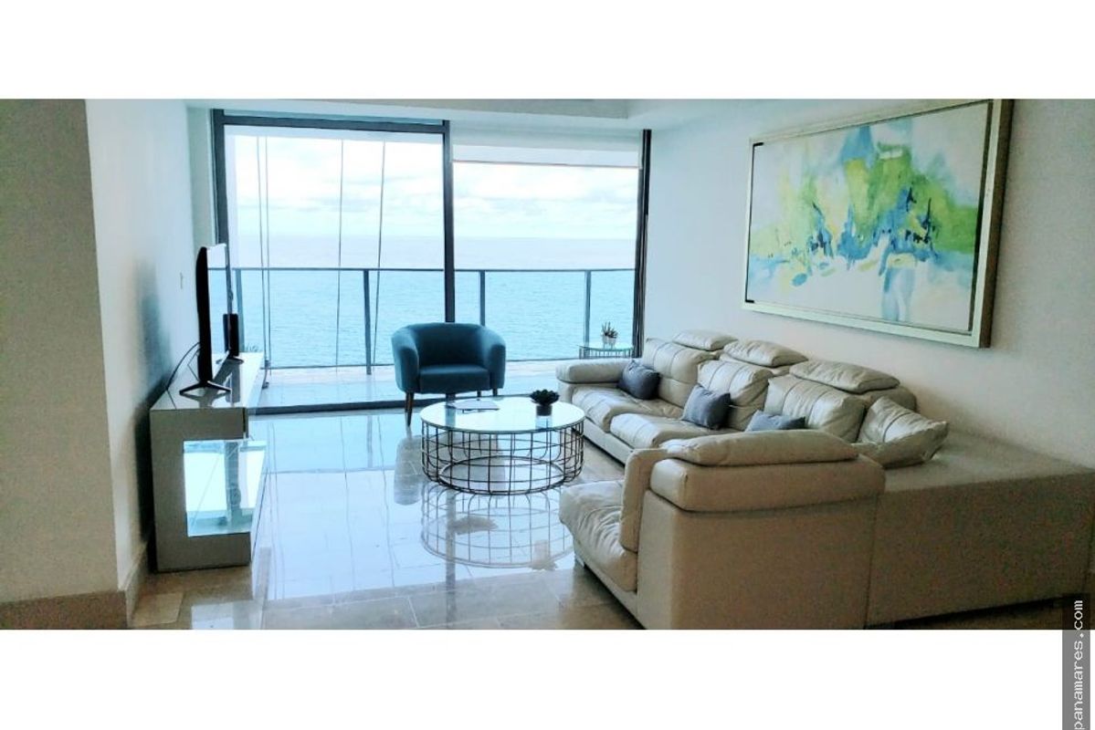 Modelo A Especial - Grand Tower — Apartamento en Venta