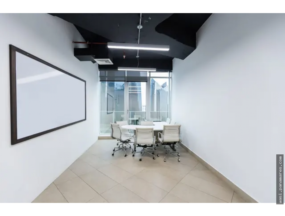 F&f Tower Marbella — Oficina en Alquiler