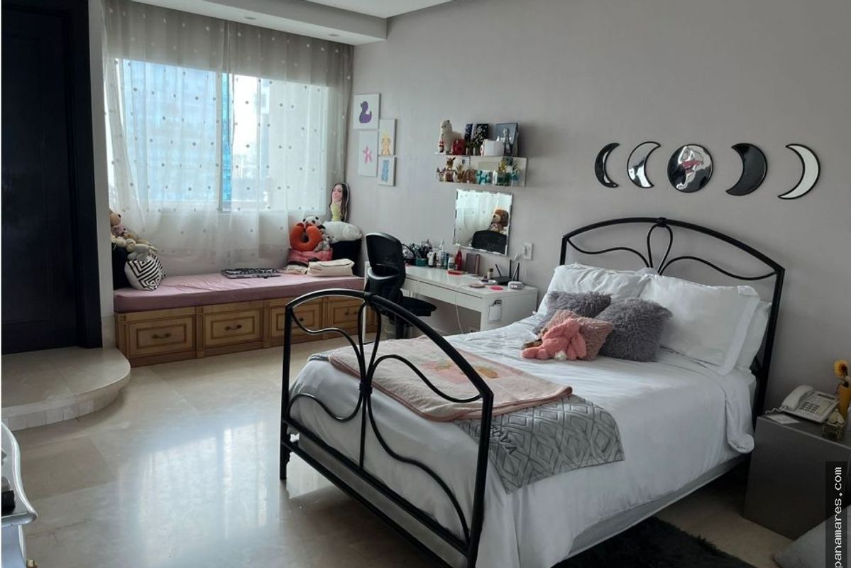 Hermoso Duplex En El PH Blue Bahia - Punta Pacifica — Penthouse en Venta
