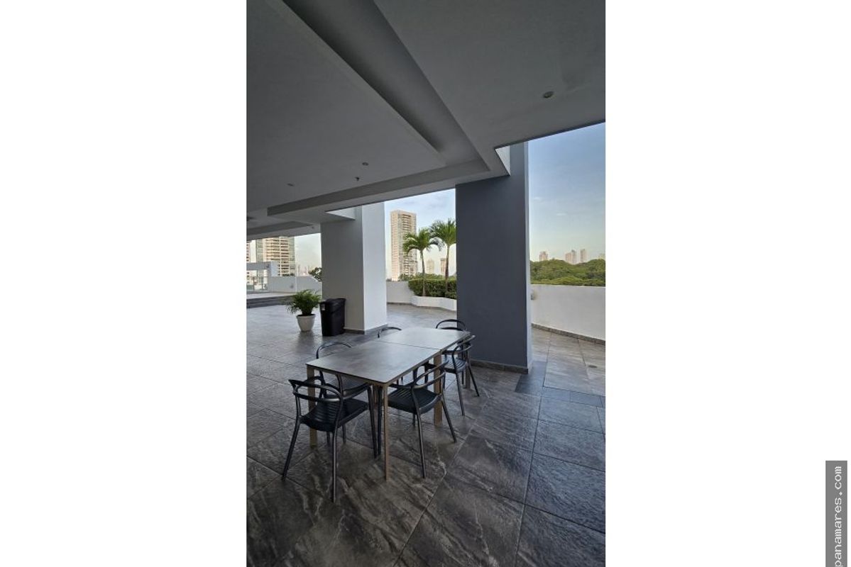 PH Residencias Del Sol - Vista Al Parque Omar - Piso Alto — Penthouse en Venta