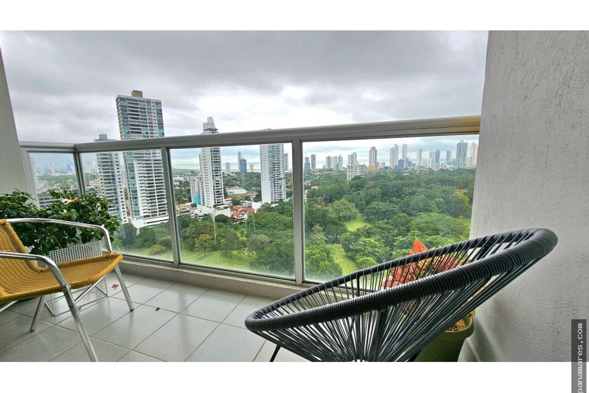 PH Residencias Del Sol - Vista Al Parque Omar - Piso Alto — Penthouse en Venta
