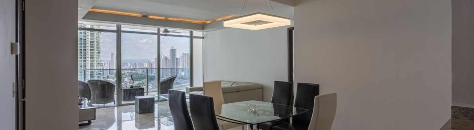 PH Grand Tower - Modelo J - Punta Pacifica — Apartamento en Venta