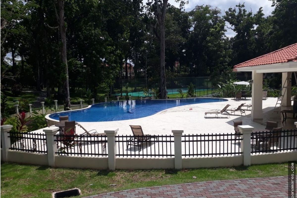 PH Senderos - Camino De Cruces — Penthouse en Venta