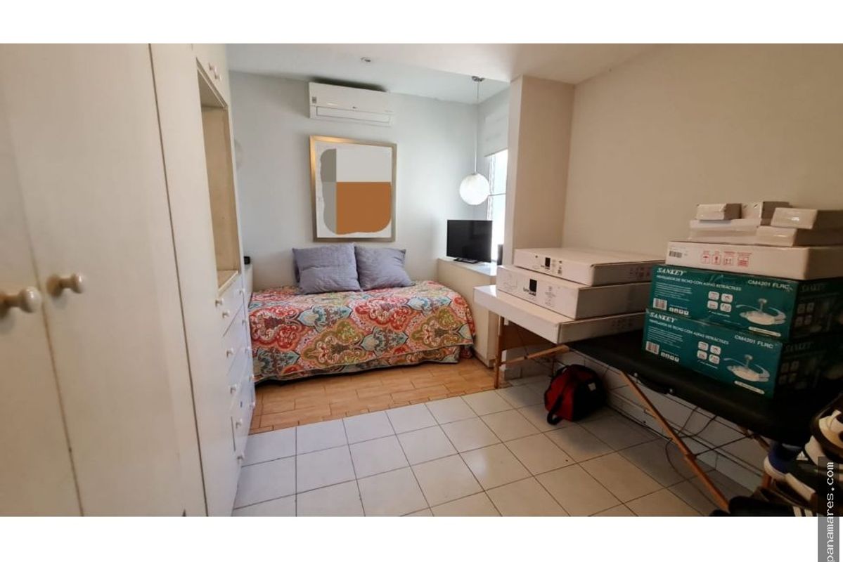 El Cangrejo - Bella Vista - Comunidad Con Garita — Casa en Venta