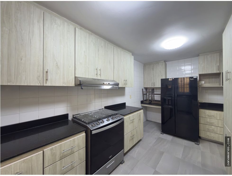 Amplia Casa En Albrook Gardens - Albrook — Casa en Venta