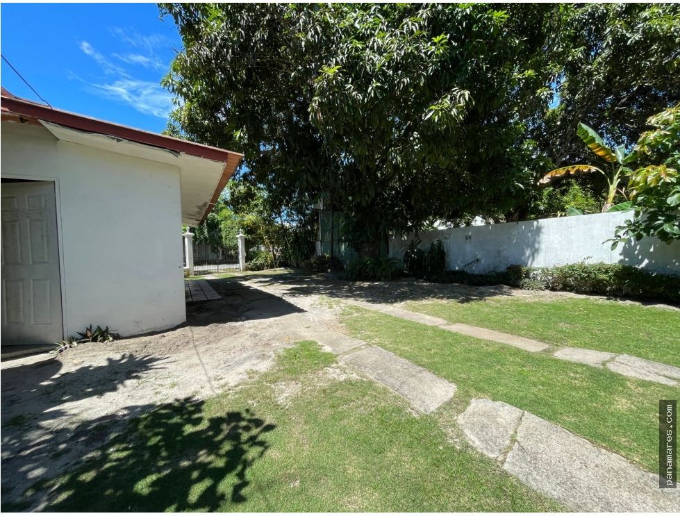 Hermosa Casa Frente Al Mar En Farallon — Casa de Playa en Venta