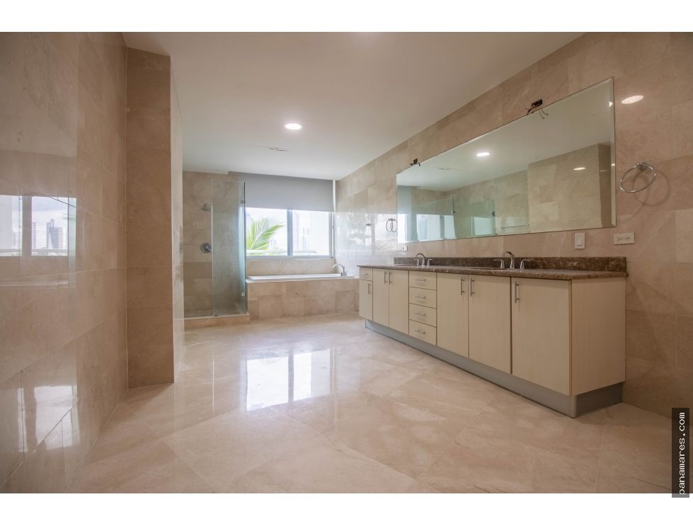 PH Miradores - Paitilla - Linea Blanca — Penthouse en Alquiler