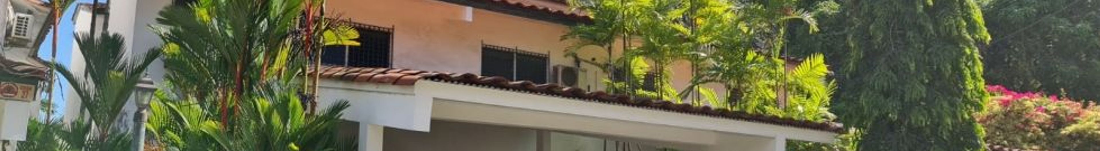 El Cangrejo - Bella Vista - Comunidad Con Garita — Casa en Venta