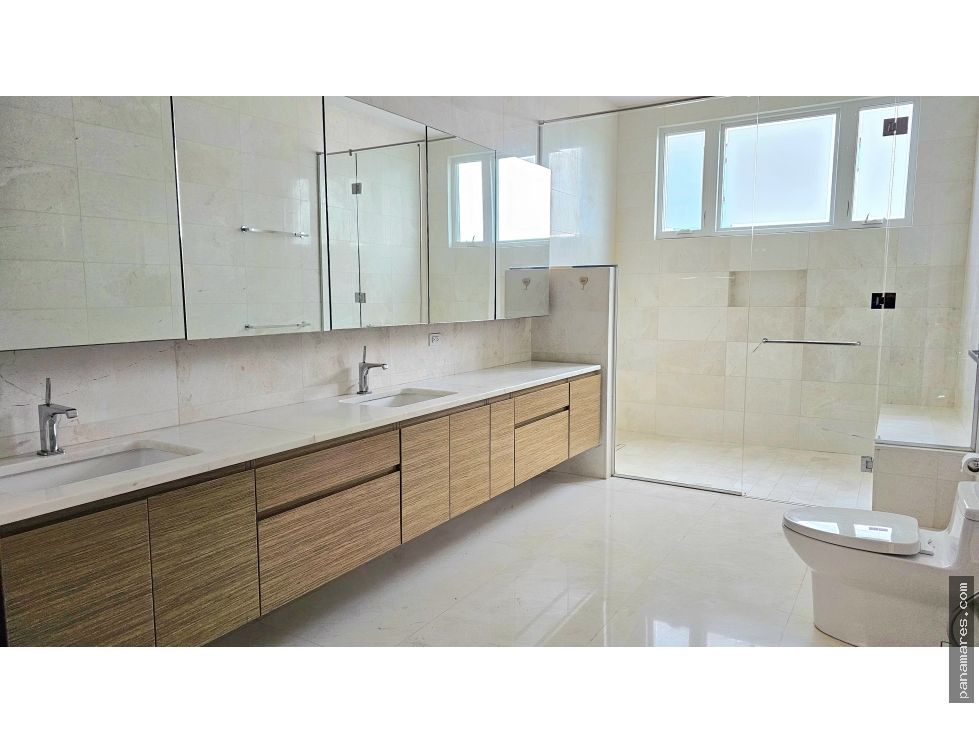 Exclusivo Apartamento En PH La Loma - Santa Maria — Penthouse en Venta