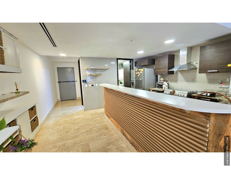 Grand Tower M.l. Frente Al Mar - Punta Pacifica - Oportunidad — Apartamento en Venta