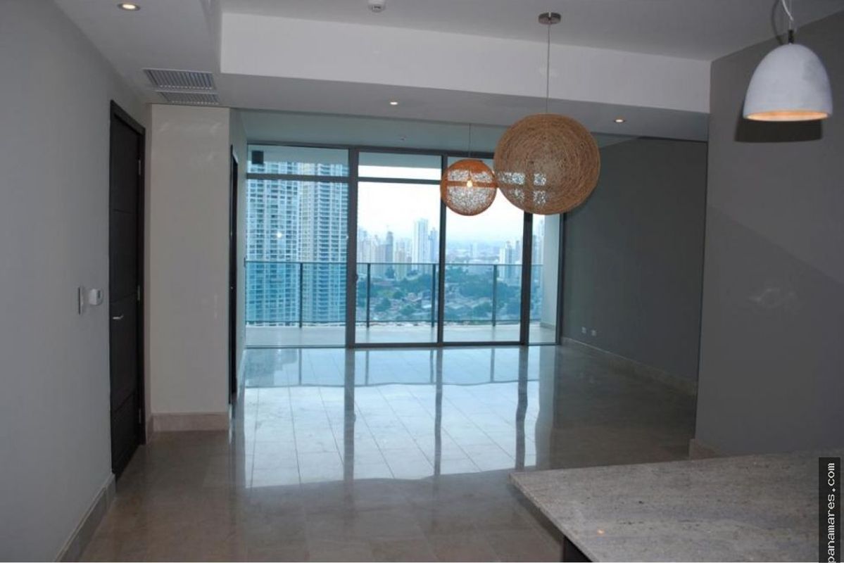 Grand Tower - Punta Pacifica — Apartamento en Venta