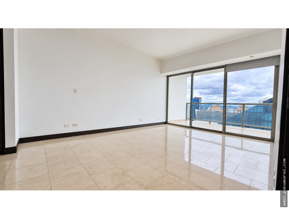 The Ocean Club Toc Trump – 2 Rec Vista Al Mar — Apartamento en Venta