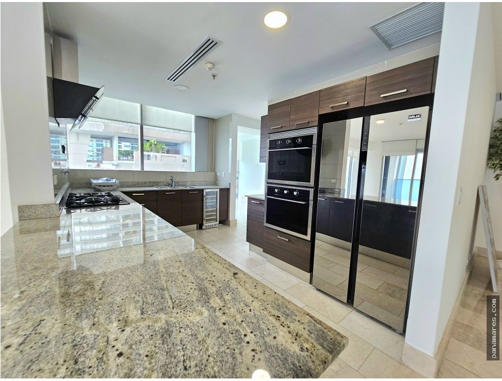 Modelo A En Grand Tower - Punta Pacifica — Apartamento en Venta
