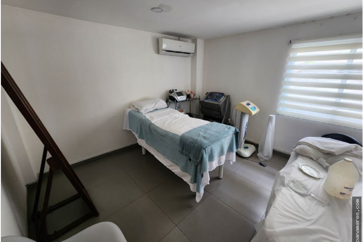 Comercial En San Francisco - Calle 71 — Casa en Venta