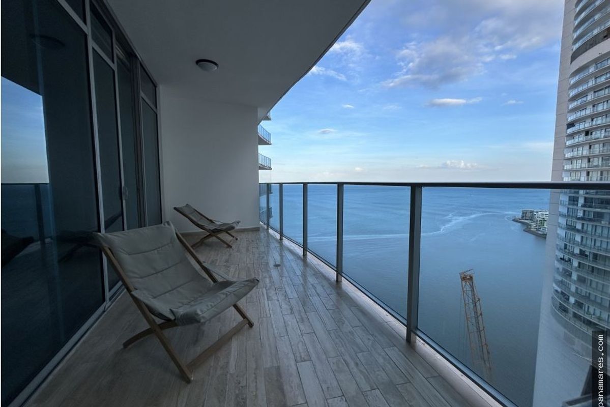PH Grand Tower - Punta Pacifica - Amoblado — Penthouse en Alquiler