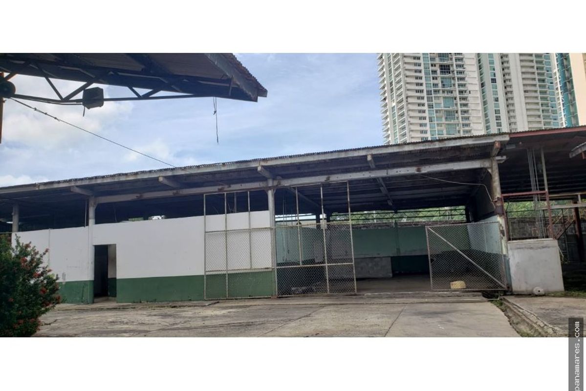 ¡terreno Con Mucho Potencial En San Francisco! — Apartaestudio en Venta