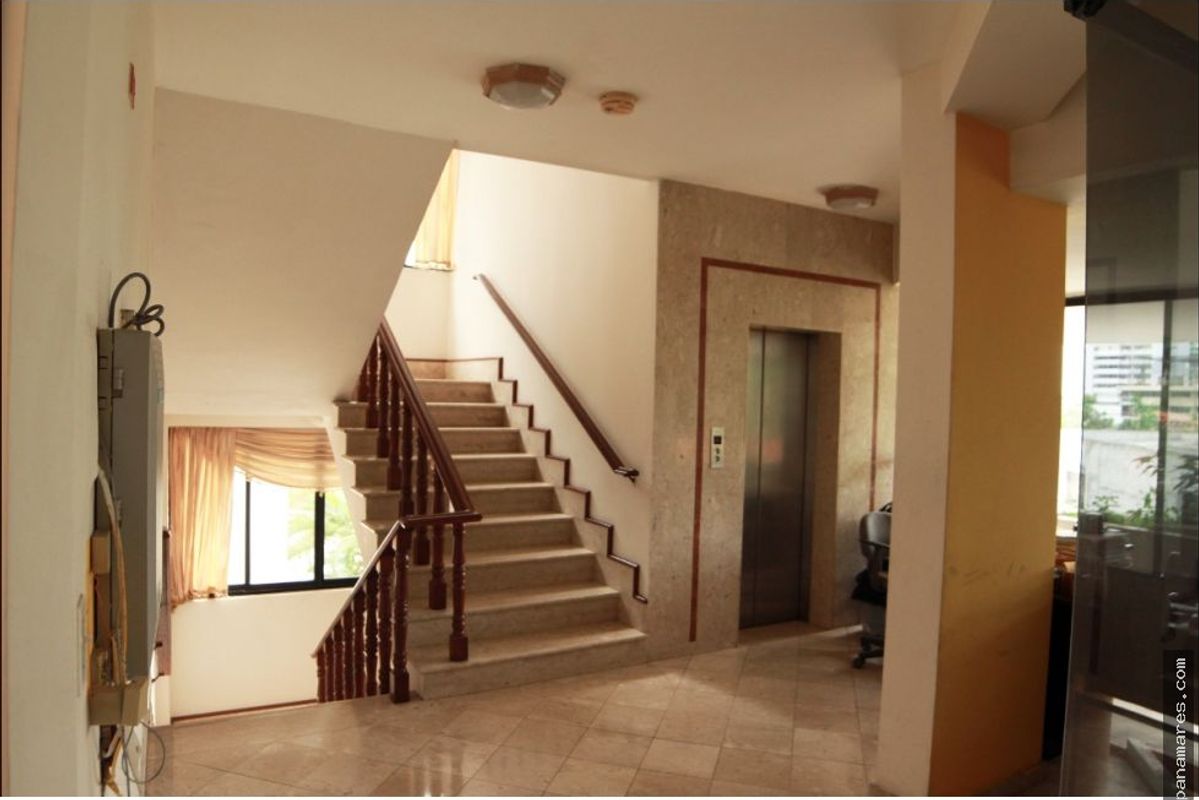 Ganga Se Vende Terreno En Patilla — Casa en Venta