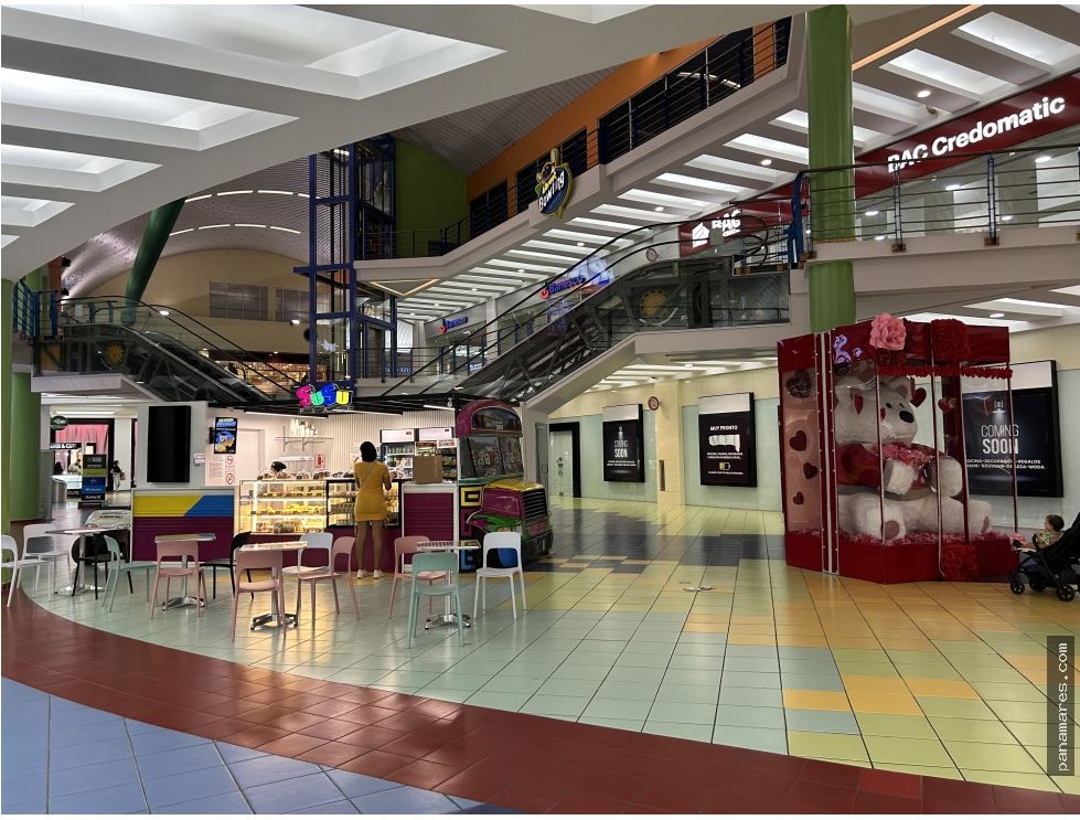 Ganga! Local En Albrook Mall – Pasillo Del Hipopótamo — Local en Venta