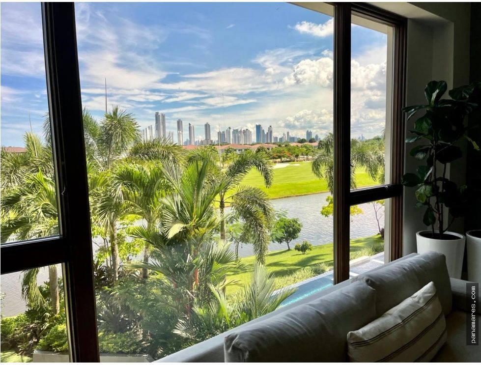 PH La Loma - Lake View En Santa Maria — Penthouse en Venta