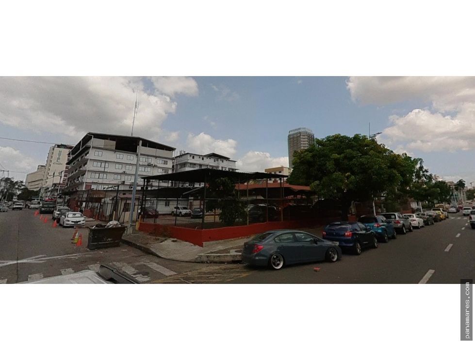 Excelente Propiedad En Venta, En Bella Vista — Apartaestudio en Venta