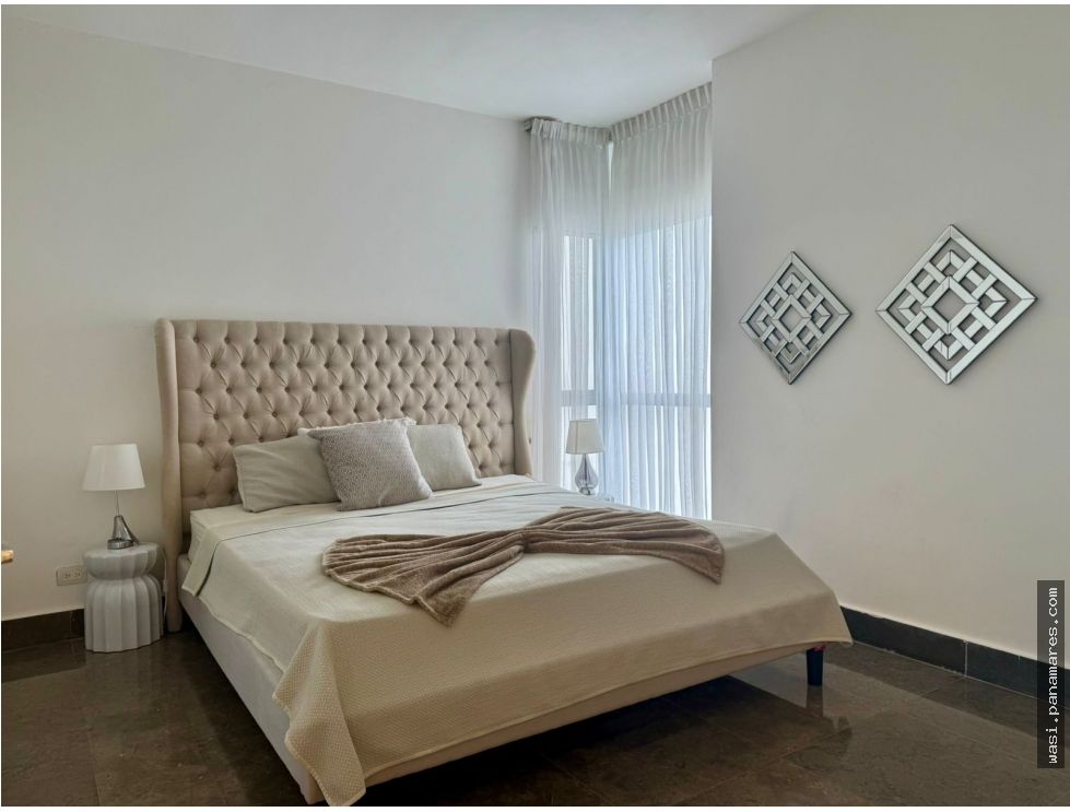 PH Yoo - Avenida Balboa - Vista Al Mar - Amoblado — Apartamento en Alquiler
