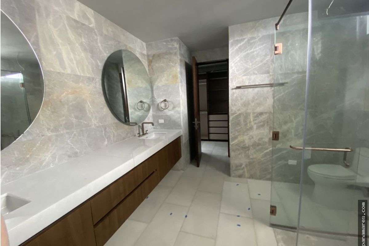 PH The Towers - Paitilla - A Estrenar! — Penthouse en Venta