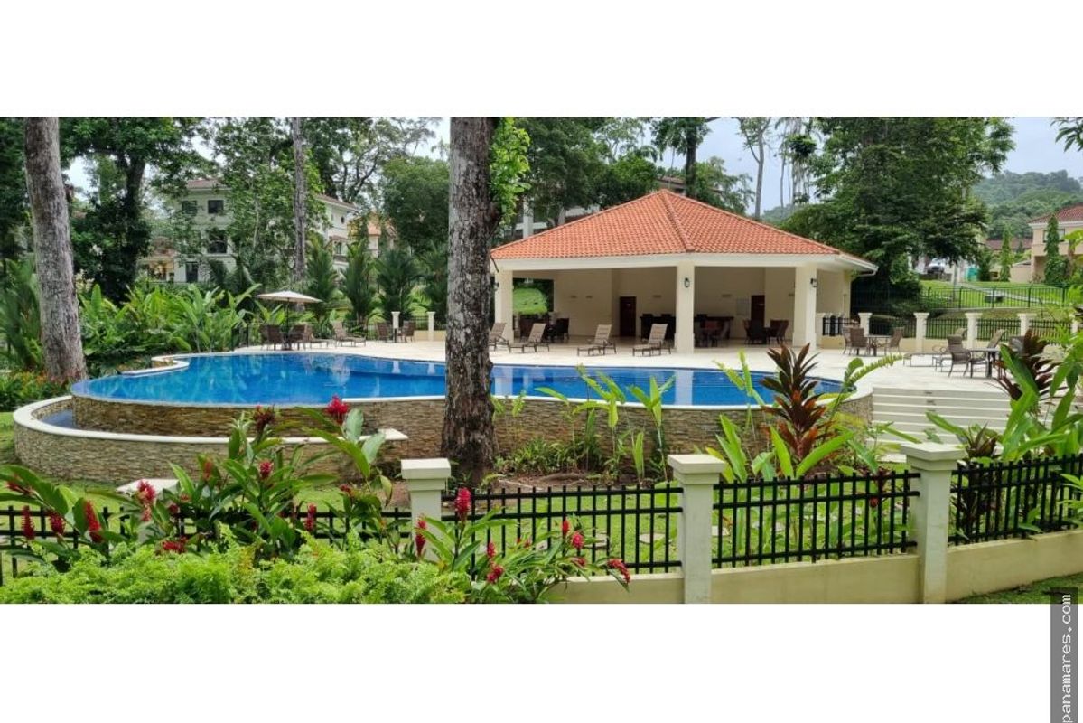 PH Senderos - Camino De Cruces - Clayton — Penthouse en Venta