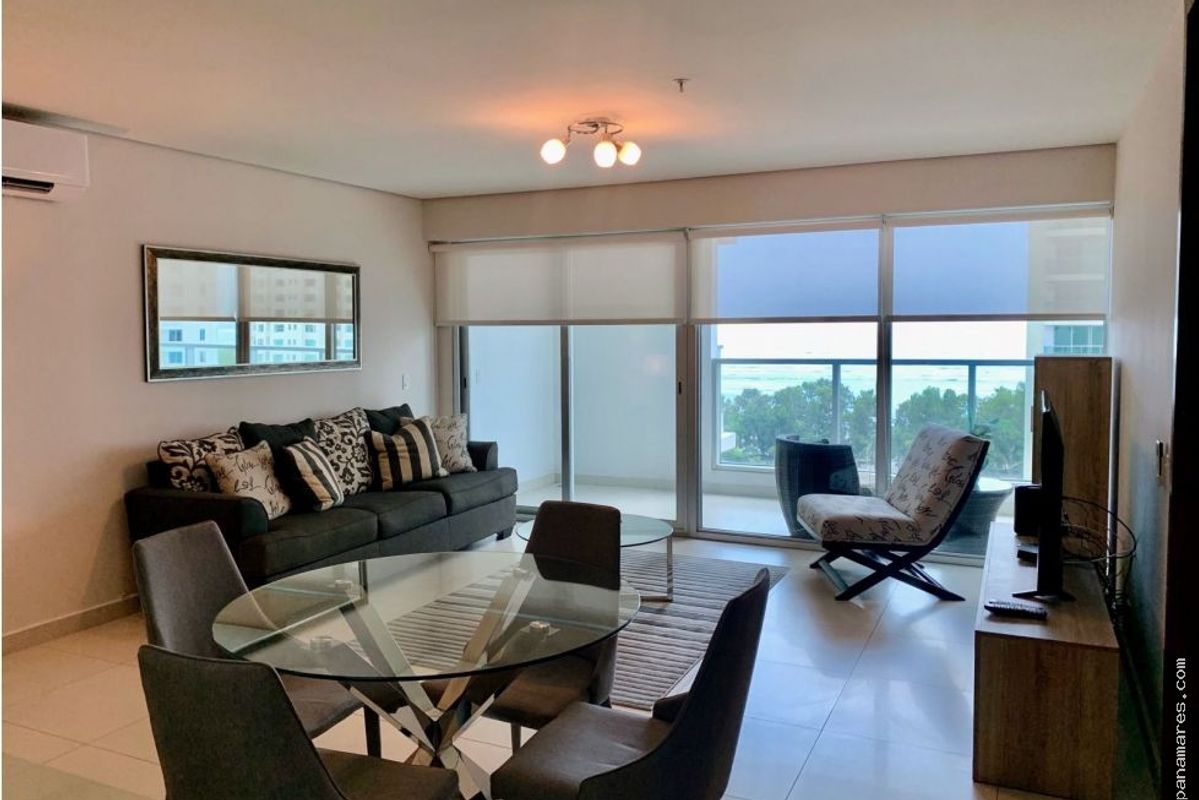 Parkside En Costa Del Este - Amoblado Y Equipado — Apartamento en Venta