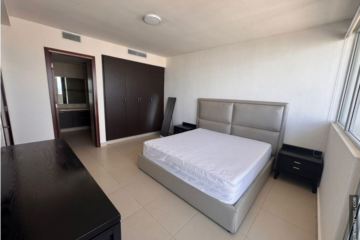 PH Oceanaire - Punta Pacifica - Piso Alto — Penthouse en Venta