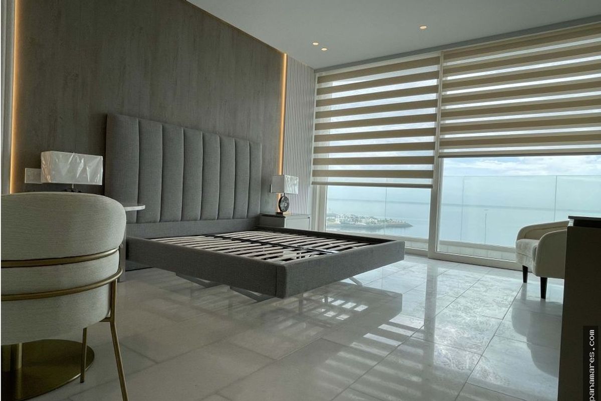 Apto De Lujo En PH The Towers - Paitilla — Penthouse en Alquiler