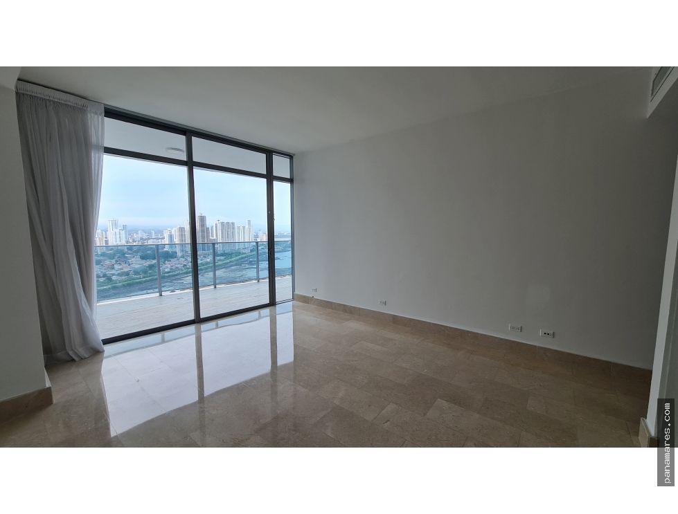 Modelo L Grand Tower - Punta Pacifica — Apartamento en Venta
