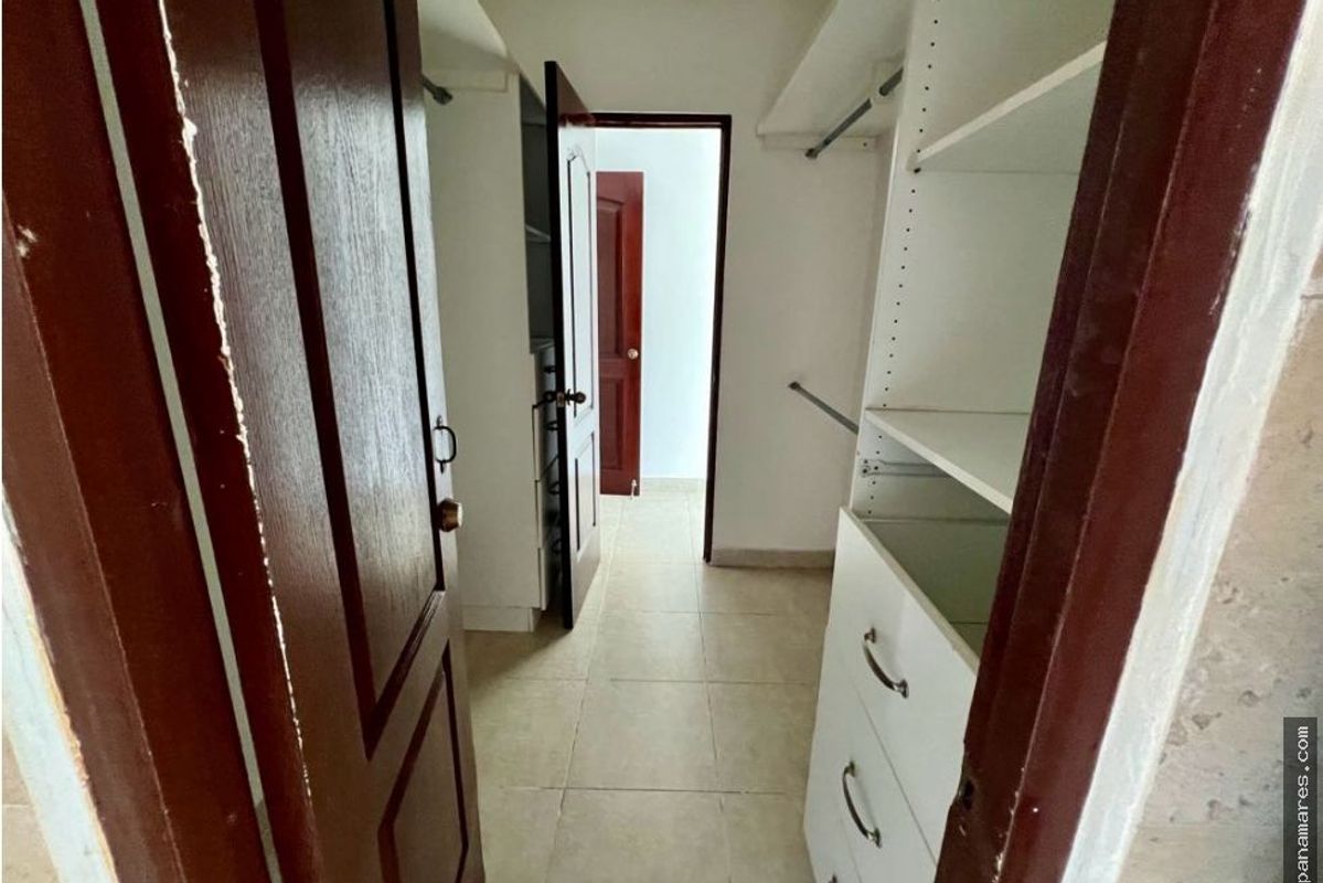 Ocean Park — Apartment for Rent