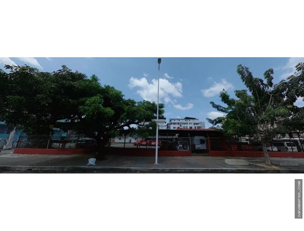 Excelente Propiedad En Venta, En Bella Vista — Apartaestudio en Venta
