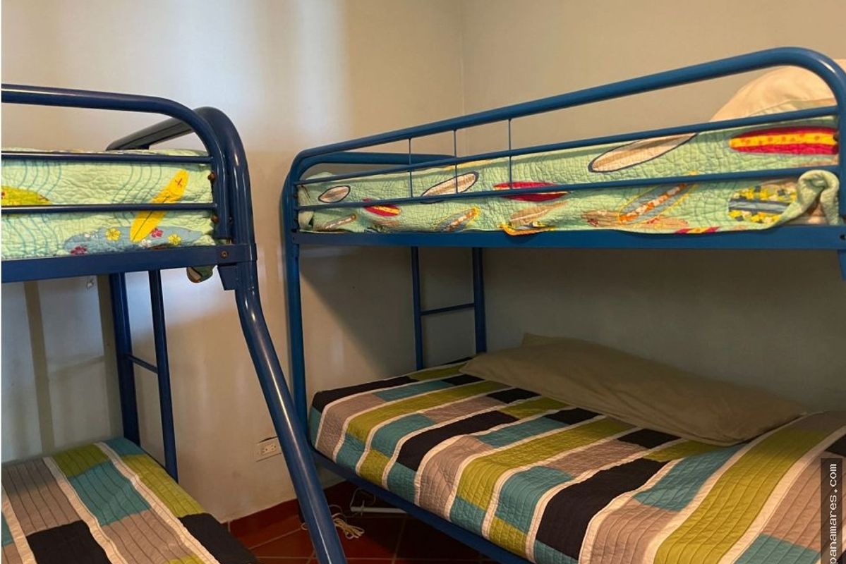 Hermosa Casa Frente Al Mar En Farallon — Casa de Playa en Venta
