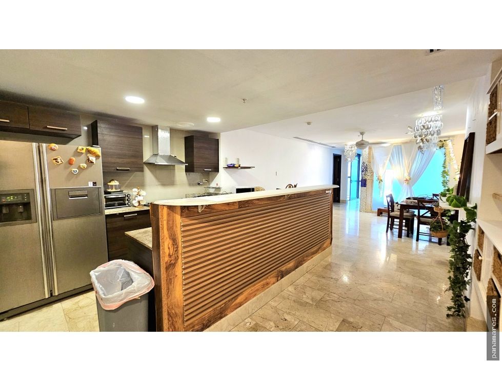 Grand Tower M.l. Frente Al Mar - Punta Pacifica - Oportunidad — Apartamento en Venta