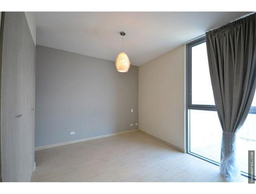 Grand Tower - Punta Pacifica — Apartamento en Venta