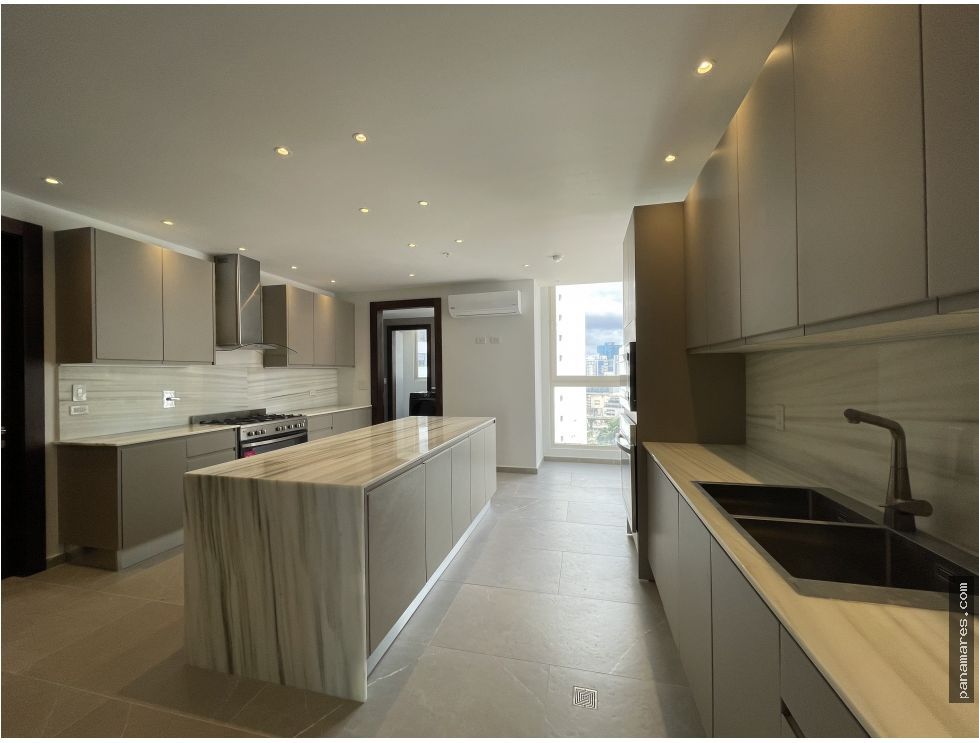 PH The Towers - Paitilla - Vista Al Mar - Linea Blanca — Penthouse en Alquiler